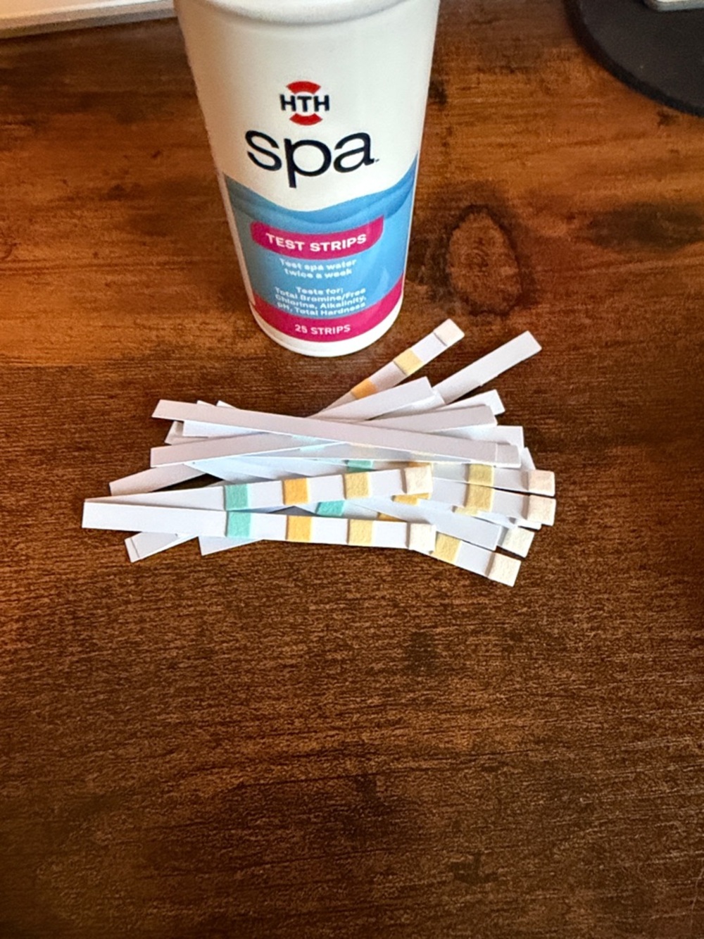 Spa Test Strips - Picture 7 of 8